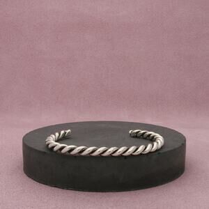 navajo sterling silver vintage twisted cuff bracelet size 6.25in